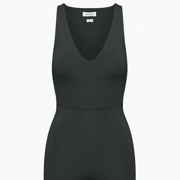 Babaton Contour V-Neck Romper - Picture 2 of 3